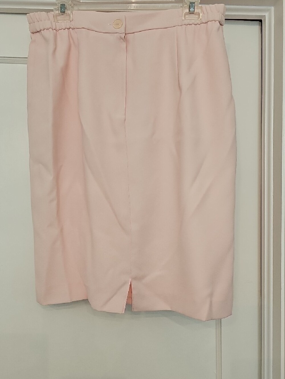 Karen Millen Light Pink Tailored Blazer, Skirt & Beaded Camisol Formal Suit Set - Picture 8 of 13